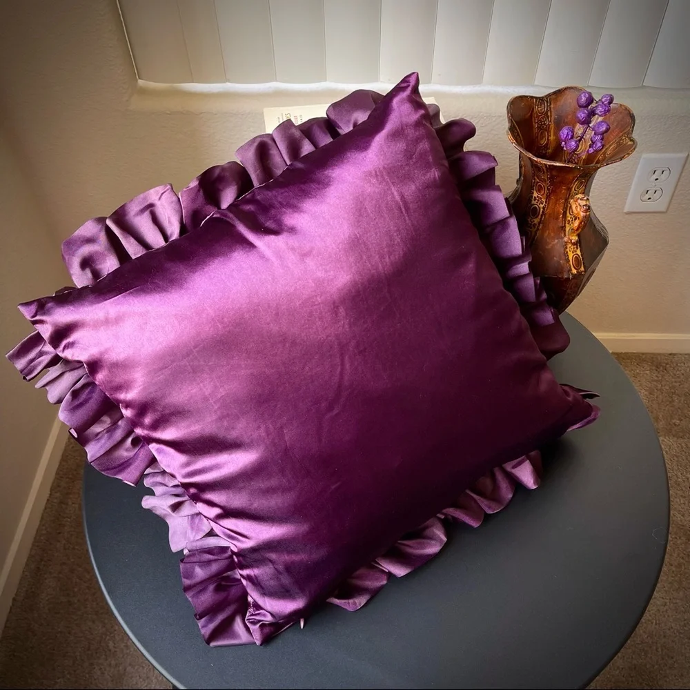Set of 2 price firm Surya Prom Purple Ruffled Pillow 20x20x4, Down Fill